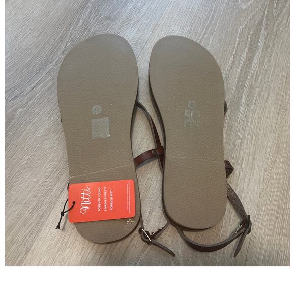 NWT! Nitti Women's Gladiator Style Sandals in Dark Brown - Size 10 - Picture 4 of 5